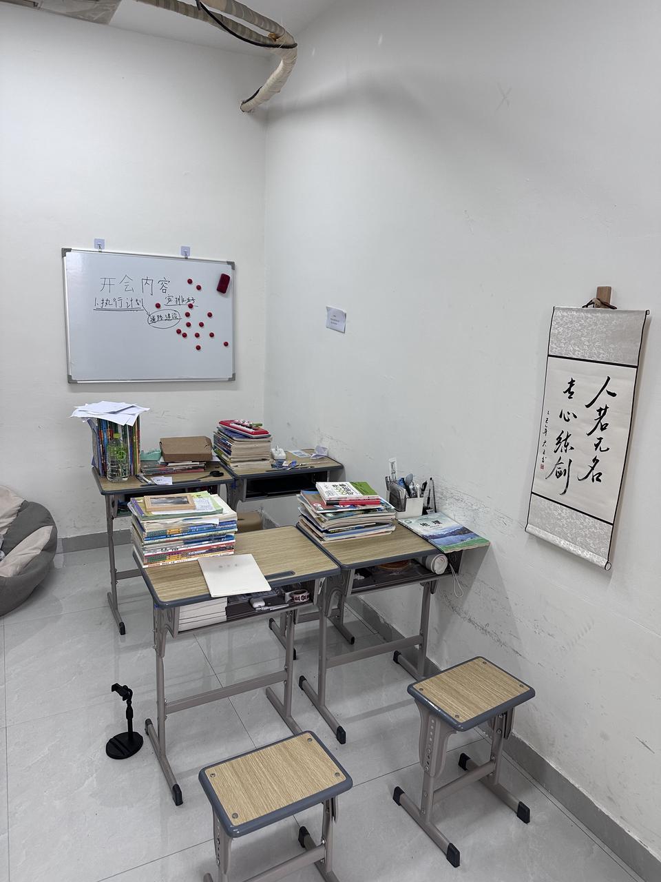 不用自己拍！每天5分钟发“抽象视频”，靠这个副业日入1000+（团队提供全部素材）